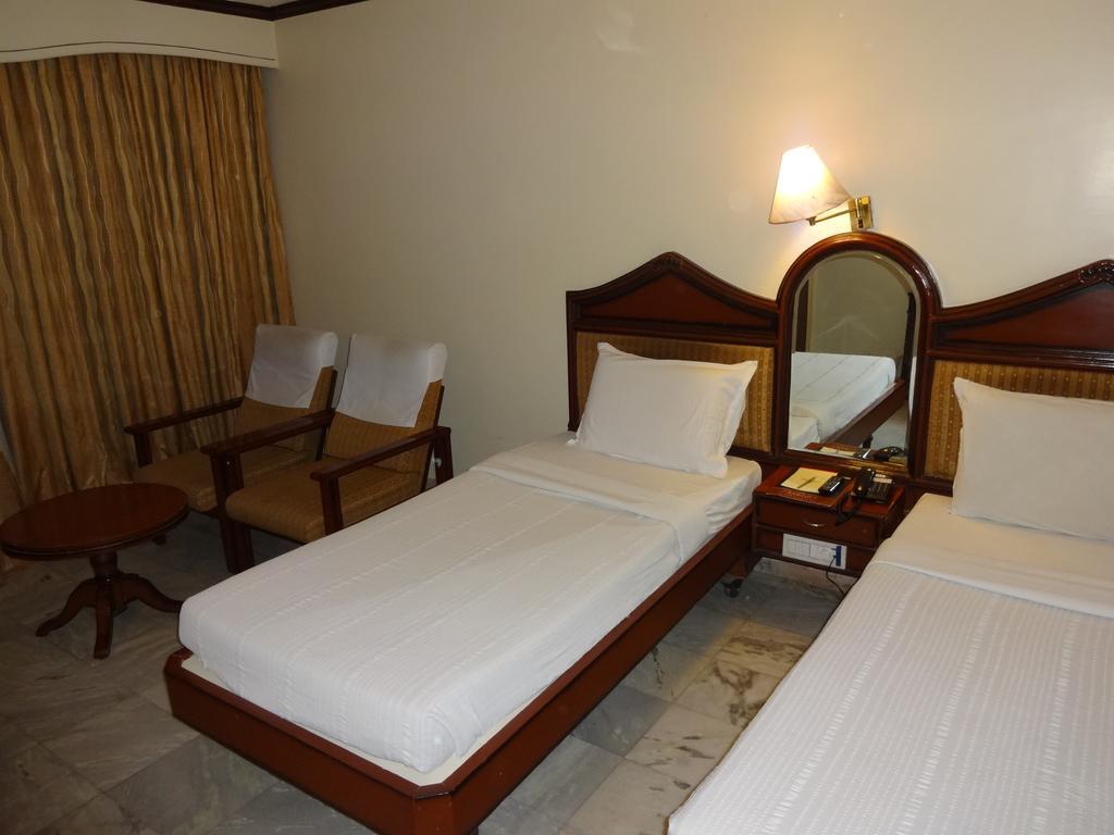Hotel North Gate Мадурай Экстерьер фото